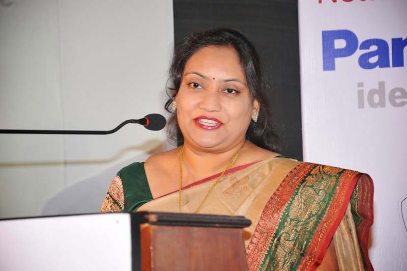 Ms. S. Mohini Ratna,Editor addressing the audiences